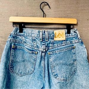 Vintage Lee Light Wash Denim High Rise Mom Jeans Size 12